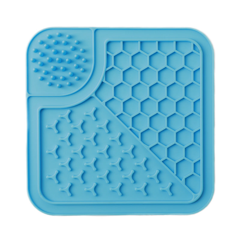 Lick Mat for Dogs – Soothe, Treat, Enjoy!